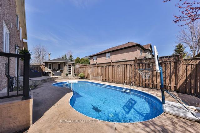 815 Somerville Terr, House detached with 4 bedrooms, 5 bathrooms and 6 parking in Milton ON | Image 31