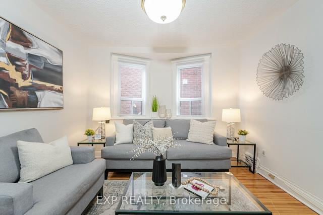 34 Manchester Ave, House semidetached with 3 bedrooms, 2 bathrooms and 1.5 parking in Toronto ON | Image 14