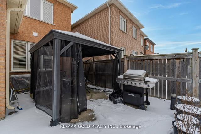 36 Quatro Cres, House detached with 4 bedrooms, 5 bathrooms and 6 parking in Brampton ON | Image 31