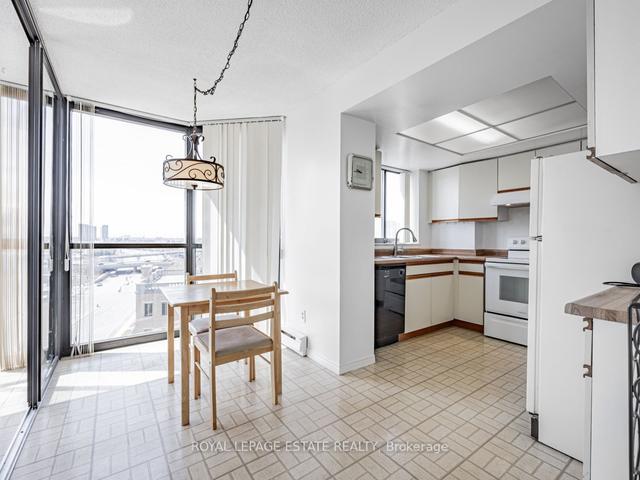 907 - 4235 Sherwoodtowne Blvd, Condo with 2 bedrooms, 2 bathrooms and 1 parking in Mississauga ON | Image 10