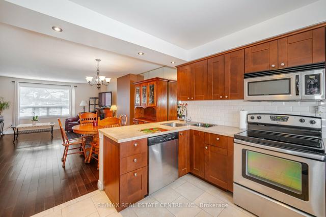 37 - 1510 Sixth Line, Townhouse with 3 bedrooms, 2 bathrooms and 2 parking in Oakville ON | Image 24