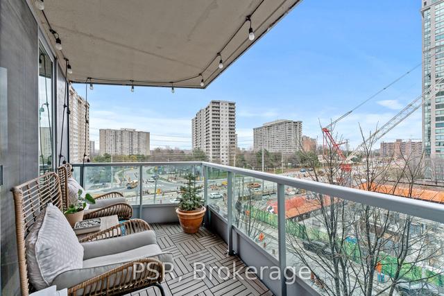 512 - 33 Elm Dr W, Condo with 2 bedrooms, 2 bathrooms and 1 parking in Mississauga ON | Image 16
