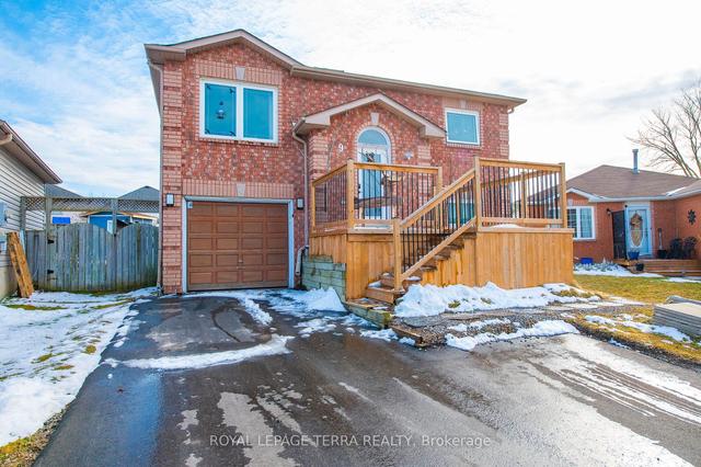 9 Waddington Cres, House detached with 3 bedrooms, 2 bathrooms and 3 parking in Barrie ON | Image 1