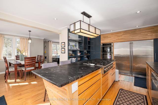 13 Windsor St, House detached with 3 bedrooms, 2 bathrooms and 5 parking in Kingston ON | Image 21