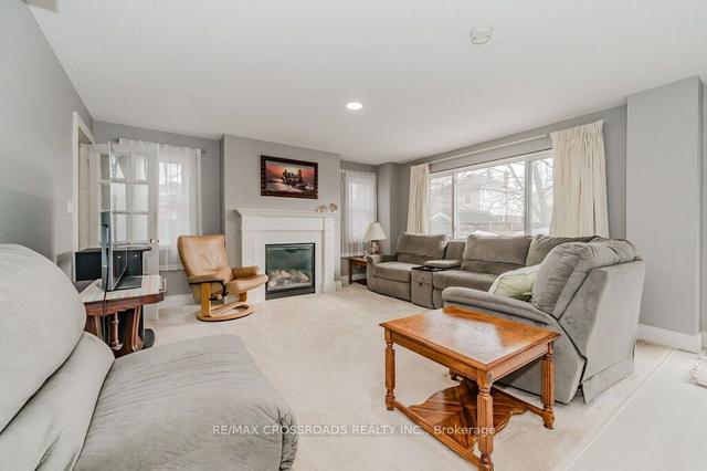 20 Grandview Ave, House detached with 2 bedrooms, 3 bathrooms and 2 parking in Cambridge ON | Image 11