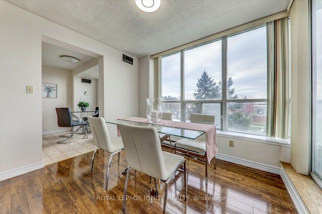402 - 400 Mclevin Ave, Condo with 2 bedrooms, 2 bathrooms and 2 parking in Toronto ON | Image 2