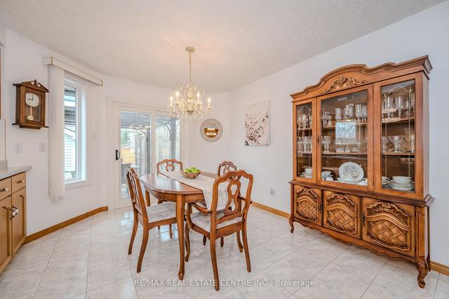 7 Parker Pl, House detached with 4 bedrooms, 2 bathrooms and 4 parking in Guelph ON | Image 35