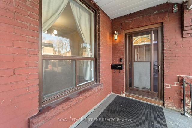 1309 King St W, House semidetached with 5 bedrooms, 2 bathrooms and 2 parking in Toronto ON | Image 34