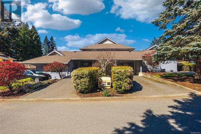 6023 Jake's Pl, House attached with 2 bedrooms, 2 bathrooms and 2 parking in Nanaimo BC | Image 35