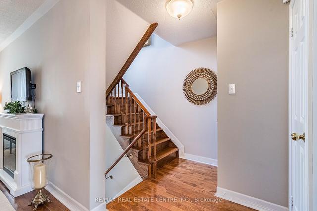 56 - 120 Railroad St, Townhouse with 3 bedrooms, 2 bathrooms and 2 parking in Brampton ON | Image 34