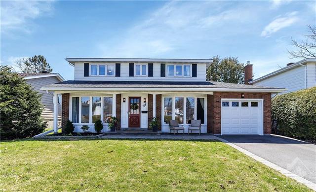 58 Southpark Drive, House detached with 3 bedrooms, 3 bathrooms and 3 parking in Ottawa ON | Image 1
