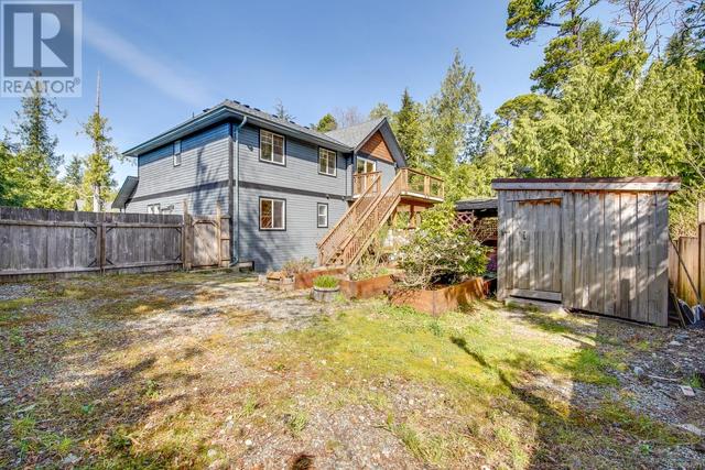 1865 St. Jacques Blvd, House detached with 4 bedrooms, 3 bathrooms and 1 parking in Ucluelet BC | Image 64