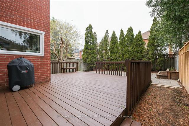 2580 Strathmore Cres, House detached with 3 bedrooms, 4 bathrooms and 4 parking in Mississauga ON | Image 25