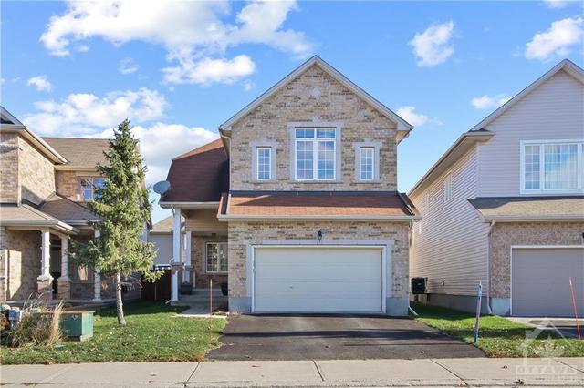 5090 North Bluff Drive, House detached with 4 bedrooms, 3 bathrooms and 4 parking in Ottawa ON | Image 1