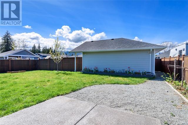3307 Eleventh St, House detached with 4 bedrooms, 3 bathrooms and 5 parking in Cumberland BC | Image 33