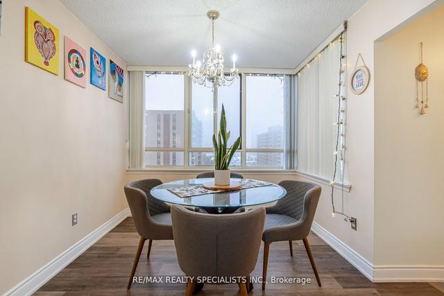 1405 - 5 Lisa St N, Condo with 3 bedrooms, 2 bathrooms and 2 parking in Brampton ON | Image 3