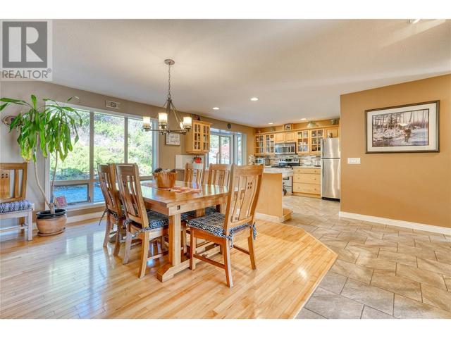 5203 Silver Court, House detached with 4 bedrooms, 2 bathrooms and 12 parking in Peachland BC | Image 5