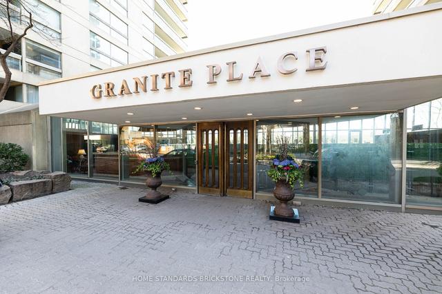 805 - 61 St Clair Ave W, Condo with 2 bedrooms, 2 bathrooms and 2 parking in Toronto ON | Image 29