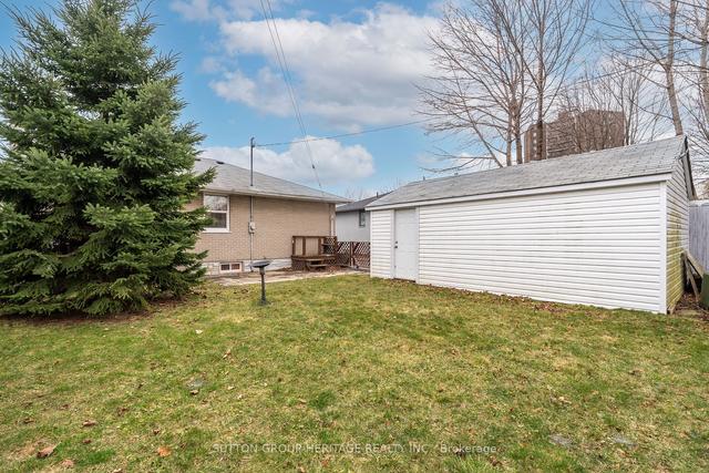 42 Rideout St, House detached with 3 bedrooms, 1 bathrooms and 4 parking in Ajax ON | Image 27