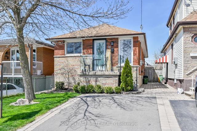 48 Delena Ave S, House detached with 2 bedrooms, 2 bathrooms and 1 parking in Hamilton ON | Image 1