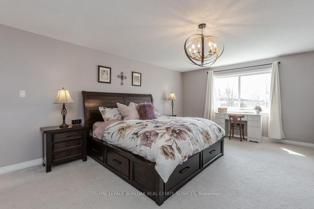 68 Swift Cres, House detached with 4 bedrooms, 4 bathrooms and 4 parking in Cambridge ON | Image 18