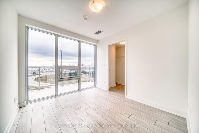 722 - 2033 Kennedy Rd, Condo with 3 bedrooms, 2 bathrooms and 1 parking in Toronto ON | Image 13