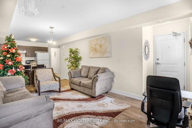 232 - 2355 Sheppard Ave W, Townhouse with 3 bedrooms, 2 bathrooms and 1 parking in Toronto ON | Image 3