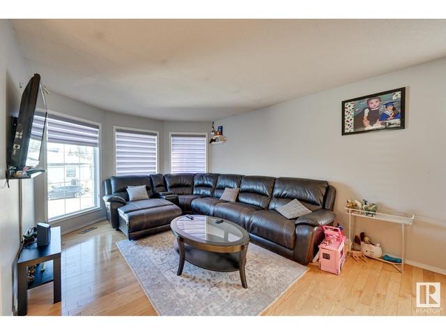 3828 41 St Nw, House detached with 5 bedrooms, 3 bathrooms and null parking in Edmonton AB | Image 5