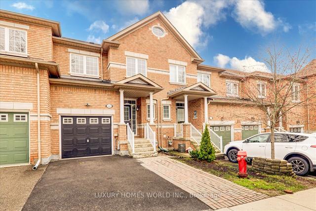 82 - 8 Townwood Dr, House attached with 3 bedrooms, 4 bathrooms and 3 parking in Richmond Hill ON | Image 1