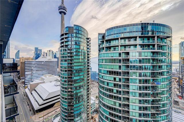 2305 - 352 Front Street, House attached with 2 bedrooms, 2 bathrooms and 1 parking in Toronto ON | Image 1