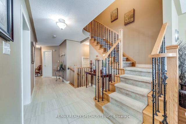 59 Lawren Harris Cres, House detached with 4 bedrooms, 4 bathrooms and 6 parking in Caledon ON | Image 10