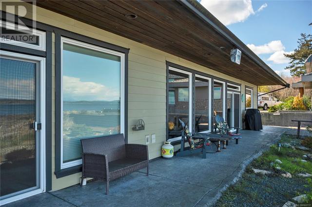 2345 Island Hwy S, House detached with 3 bedrooms, 3 bathrooms and 6 parking in Campbell River BC | Image 40