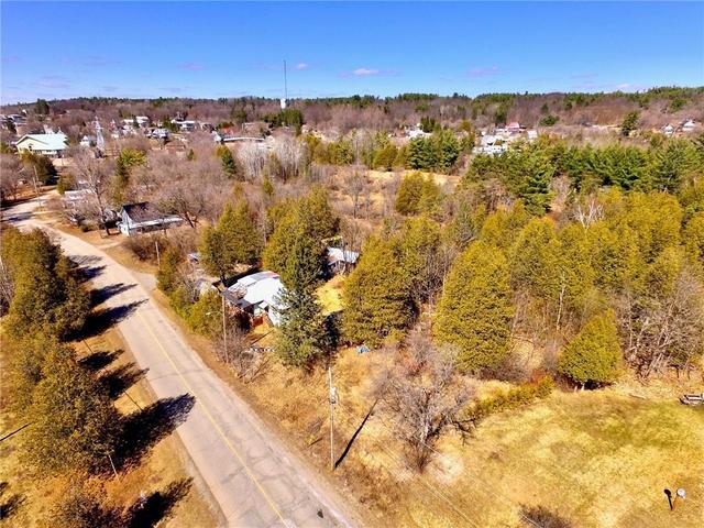 1746 Mill Street, House detached with 2 bedrooms, 1 bathrooms and 6 parking in Bonnechere Valley ON | Image 4