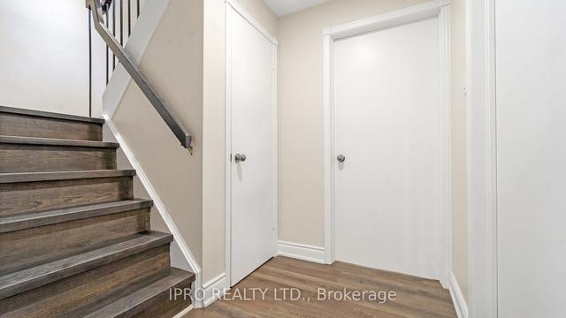 2545 Folkway Dr, House detached with 4 bedrooms, 4 bathrooms and 6 parking in Mississauga ON | Image 24