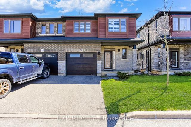 39 Burley Lane, House semidetached with 3 bedrooms, 3 bathrooms and 2 parking in Hamilton ON | Image 1