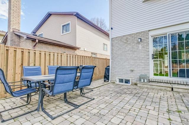 1534 Riley Ave, House detached with 3 bedrooms, 3 bathrooms and 3 parking in Burlington ON | Image 31