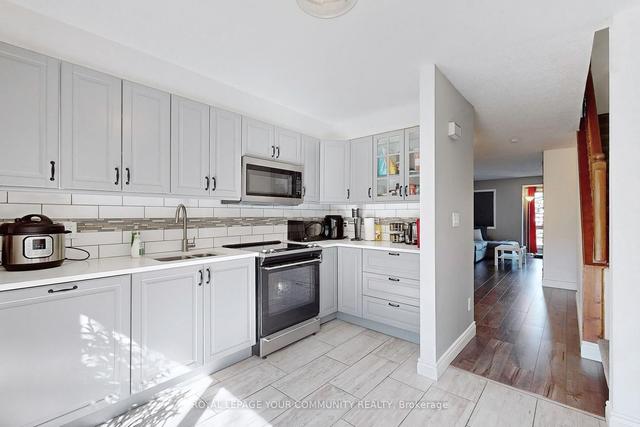 526 - 895 Maple Ave, Townhouse with 2 bedrooms, 2 bathrooms and 2 parking in Burlington ON | Image 6