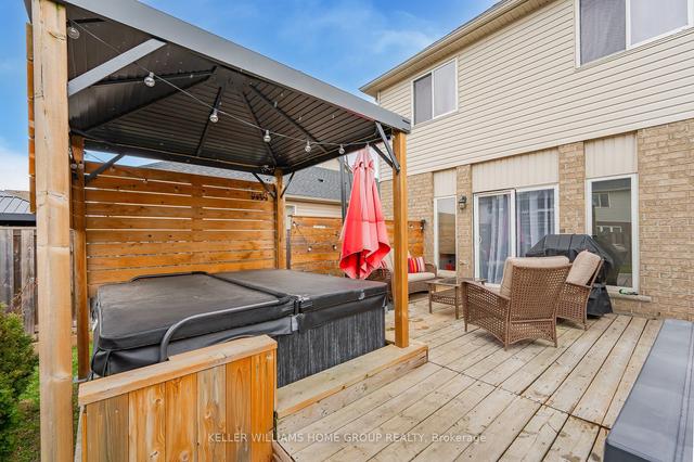 42 Atto Dr, House detached with 3 bedrooms, 3 bathrooms and 3 parking in Guelph ON | Image 27
