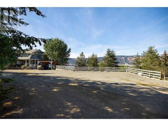 5581 Oyama Lake Road, House detached with 9 bedrooms, 3 bathrooms and 13 parking in Lake Country BC | Image 48