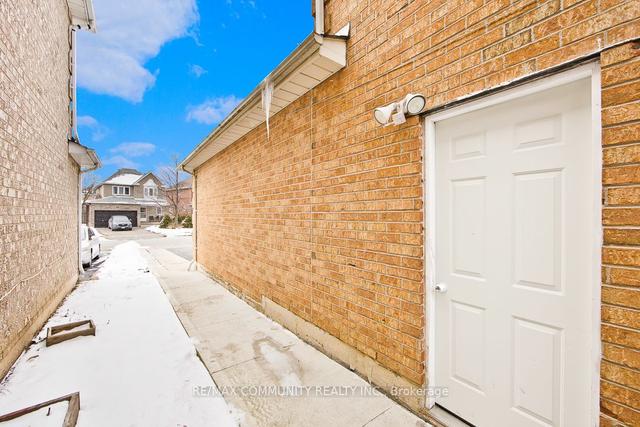 45 Letty Ave, House detached with 3 bedrooms, 3 bathrooms and 4 parking in Brampton ON | Image 8