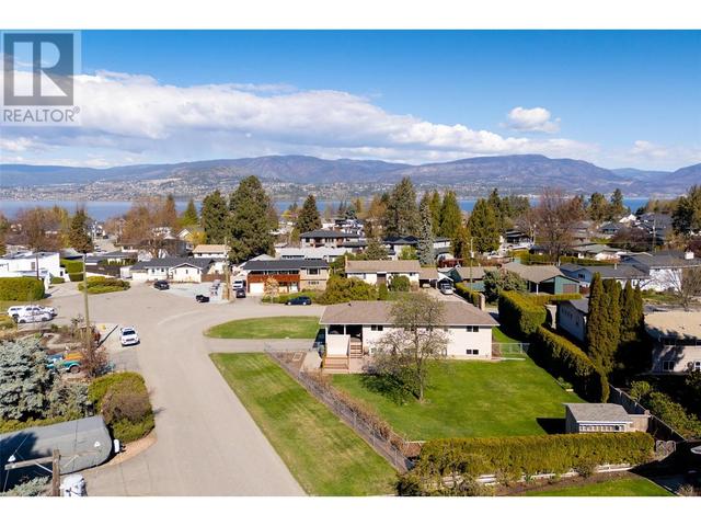 4447 Pinegrove Road, House detached with 5 bedrooms, 2 bathrooms and 4 parking in Kelowna BC | Image 46