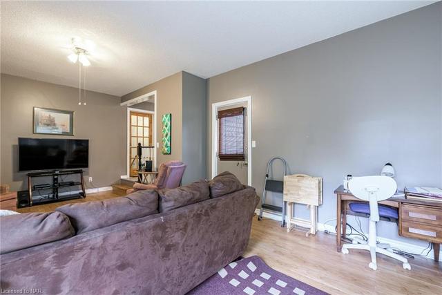 24 The Meadows Street, House detached with 3 bedrooms, 1 bathrooms and 5 parking in St. Catharines ON | Image 15