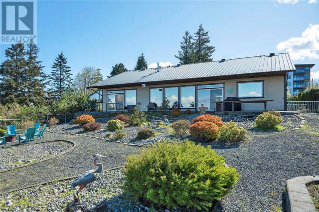 2345 Island Hwy S, House detached with 3 bedrooms, 3 bathrooms and 6 parking in Campbell River BC | Image 38