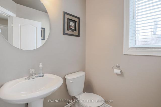77 Remmington St, House detached with 4 bedrooms, 4 bathrooms and 6 parking in Clarington ON | Image 4