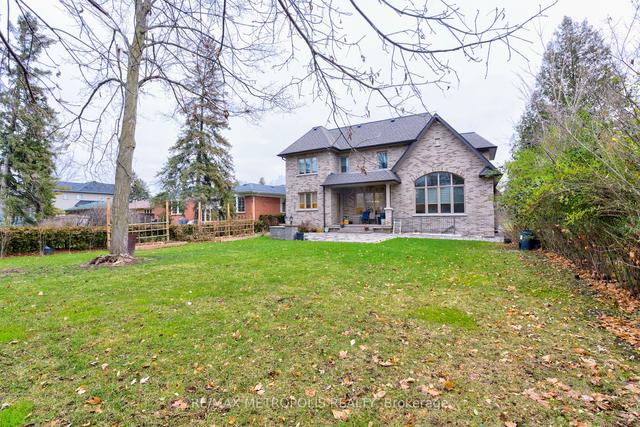 12 Jonquil Cres, House detached with 4 bedrooms, 5 bathrooms and 6 parking in Markham ON | Image 27