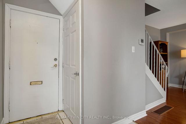 h - 766 Walter St, Townhouse with 3 bedrooms, 1 bathrooms and 1 parking in Cambridge ON | Image 21