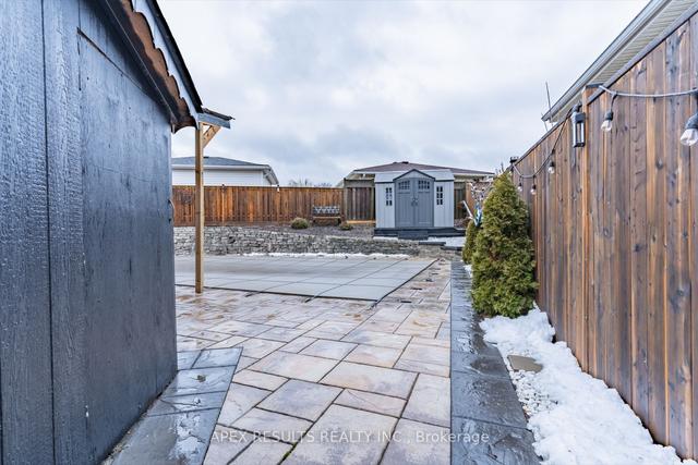 52 Boston Cres, House detached with 3 bedrooms, 2 bathrooms and 3 parking in Hamilton ON | Image 21