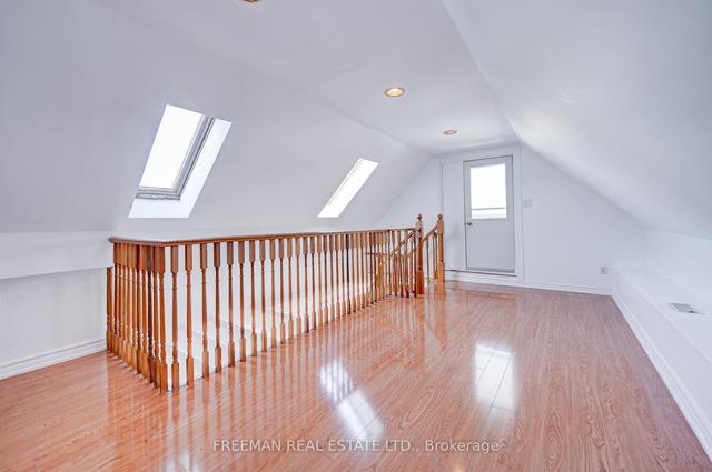 64 Yarmouth Rd, House detached with 6 bedrooms, 3 bathrooms and 2 parking in Toronto ON | Image 20