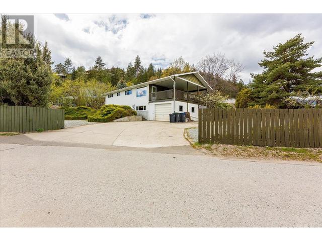 1157 Trevor Drive, House detached with 5 bedrooms, 2 bathrooms and 6 parking in West Kelowna BC | Image 31