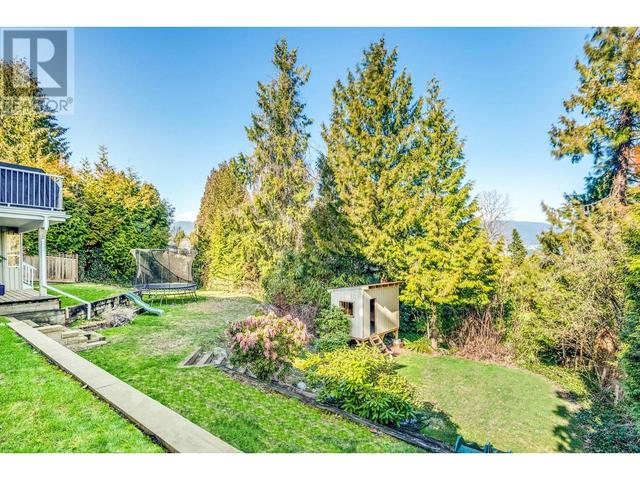 3047 Daybreak Avenue, House detached with 4 bedrooms, 4 bathrooms and 6 parking in Coquitlam BC | Image 39